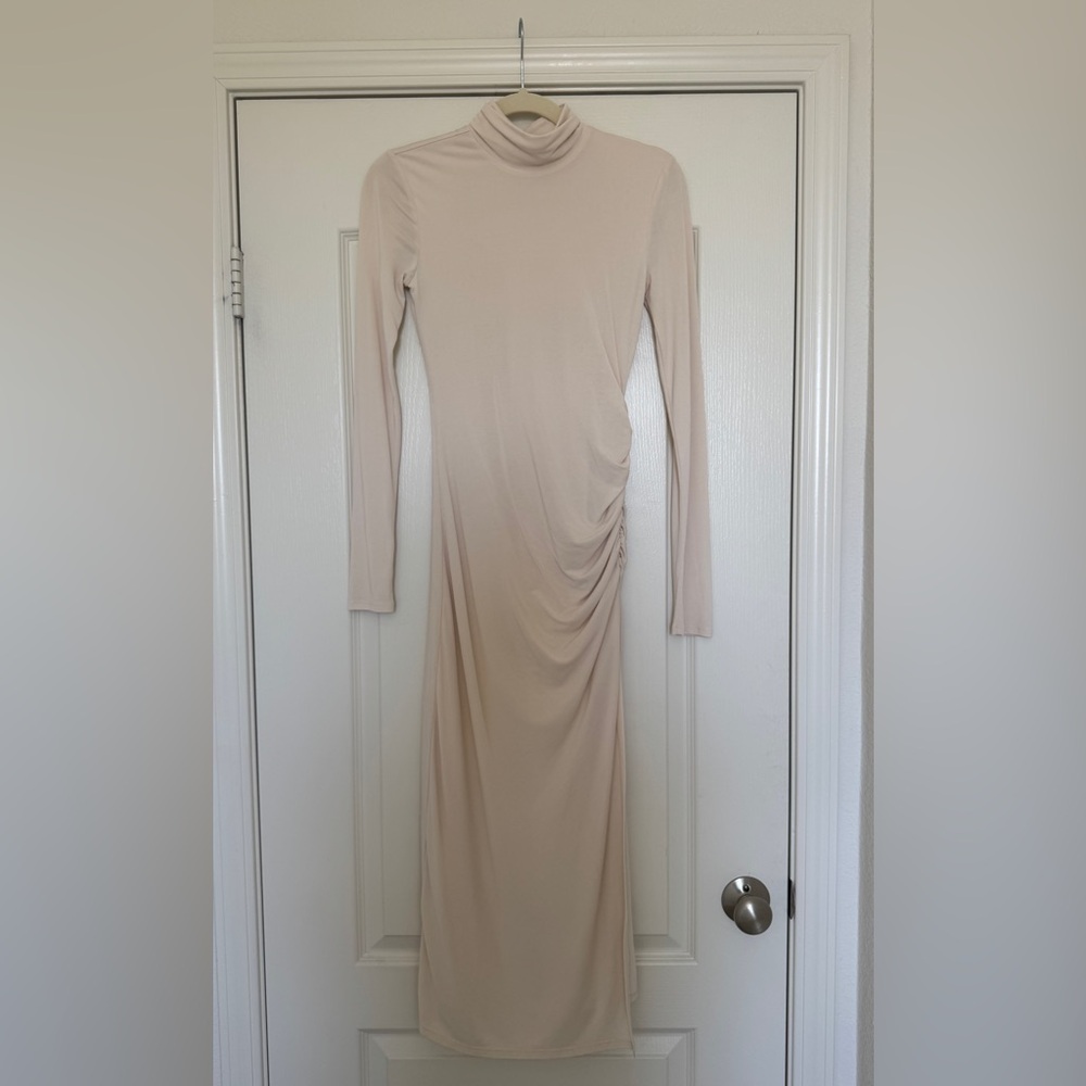 Elegant Cream Long Sleeve Dress